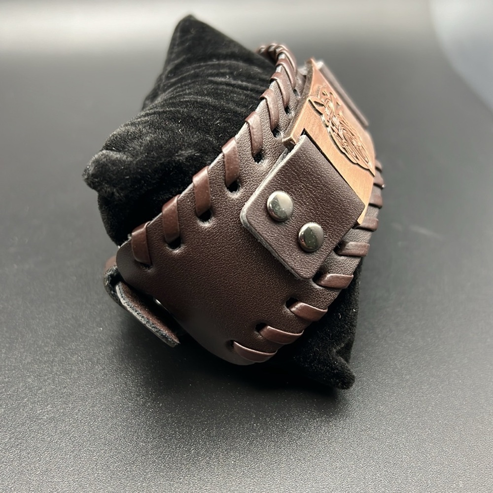 PRICE IS FIRM - Handmade Bronze Wolf Faux Leather Bracelet - Picture 4 of 7